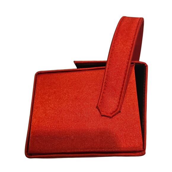 Versace Profumi Box Bag Red Satin Gold medallion snap closure 5" x 3"x4" Clean - Picture 6 of 11